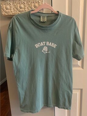Comfort Colors Seafoam 'Boat Babe' Short Sleeve Graphic Tee